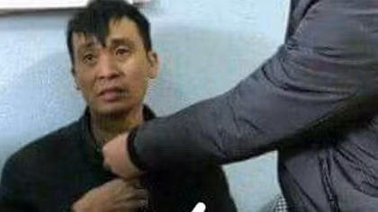 Kẻ nổ mìn gây trọng thương cho người tình bị bắt trong lúc xin ăn