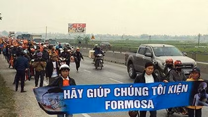 Vạch rõ âm mưu, thủ đoạn của các đối tượng phản động lợi dụng tôn giáo