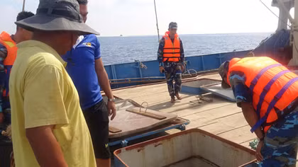 Bắt giữ 3 tàu vận chuyển lậu hơn 600 nghìn lít dầu