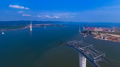 Chỉ mất 9 phút để ra đảo Cát Bà với tuyến cáp sắp khai trương