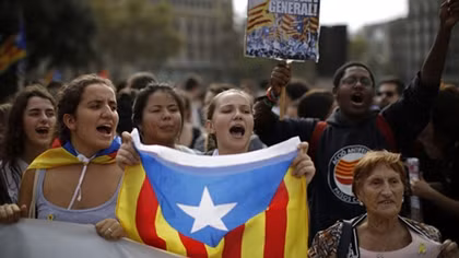 Biểu tình Catalan tiếp tục nóng