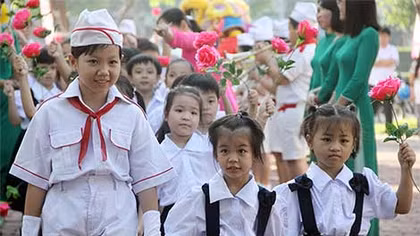 Phấn khởi đón lễ khai giảng trong ngôi trường mới
