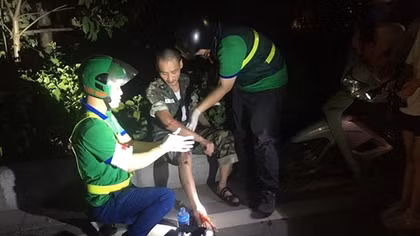 “Sống hết mình để băng bó nỗi đau...”