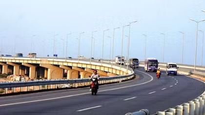 Hà Nội thúc tiến độ đầu tư nhiều dự án giao thông lớn