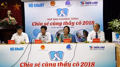 Họp báo Chương trình Chia sẻ cùng thầy cô 2018