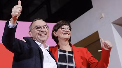 Liên minh của bà Merkel có nguy cơ tan rã
