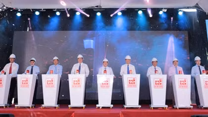 Lễ khởi động lắp đặt thiết bị nhà máy điện mặt trời Sao Mai giai đoạn II