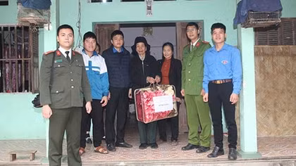 Đem Tết sớm đến với bà con nghèo Bắc Giang