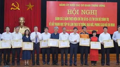 Tạo chuyển biến tích cực trong học tập và làm theo gương Chủ tịch Hồ Chí Minh