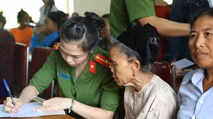 Công an tỉnh Nghệ An cải cách hành chính vì nhân dân phục vụ