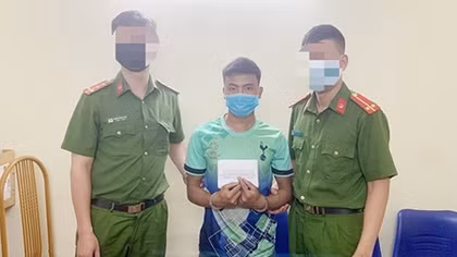 Mua 2 bánh heroin ở Điện Biên về Hà Nội bán kiếm lời