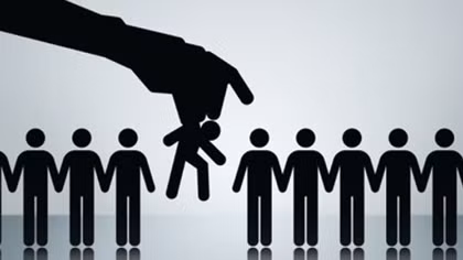 Bệnh viện GTVT Huế chấm dứt hợp đồng 35 lao động