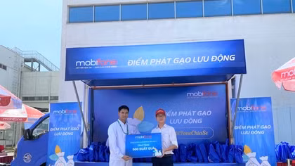 MobiFone tiếp nối truyền thống tương thân tương ái, “Chia Sẻ” nối kết tình người