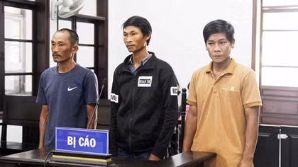Bóc lịch vì đánh đập vợ và tình địch
