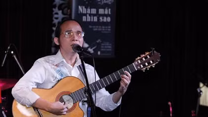 Giai điệu tình yêu thăng hoa trong bóng tối số phận