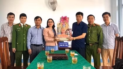 Chúc Tết lực lượng Công an xã vùng sâu vùng xa, vùng biên giới