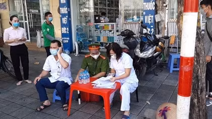 Thêm nhiều trường hợp không đeo khẩu trang khi ra đường bị xử phạt