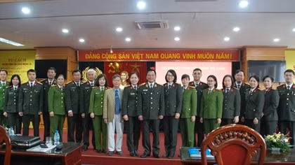 Nâng cao công tác phụ nữ trong tình hình mới