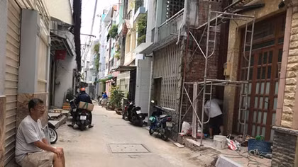 Lòng người thảo thơm, hiện kim nhạt mùi