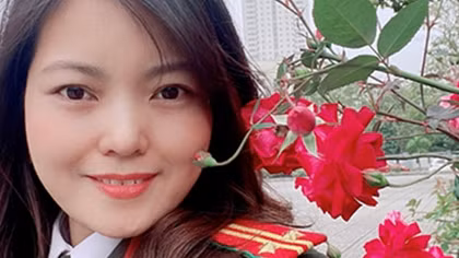 Trung tá Đoàn Thị Phương Nhung: “Xin đừng gọi tôi là nhà văn”