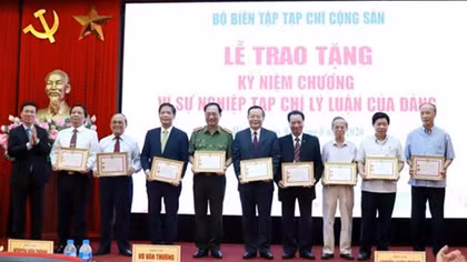 Hội thảo “Tạp chí Cộng sản 90 năm xây dựng và phát triển"