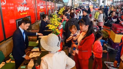 Vietjet nỗ lực tăng tỉ lệ chuyến bay đúng giờ dịp cao điểm Tết