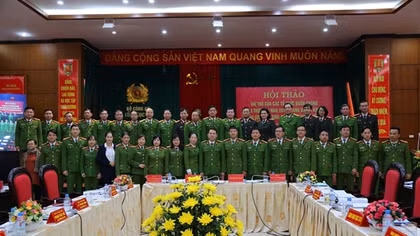 Giải pháp đẩy lùi biểu hiện suy thoái trong tổ chức quần chúng
