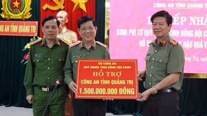 Thứ trưởng Nguyễn Văn Sơn kiểm tra công tác khắc phục hậu quả bão số 13