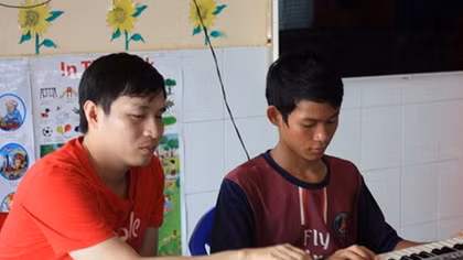 Sống chứ không phải tồn tại