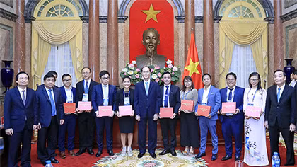 Tận dụng các thành tựu tiên tiến để phục vụ phát triển kinh tế - xã hội