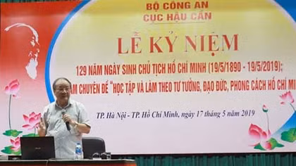 Tọa đàm “Học tập làm theo tư tưởng, đạo đức và phong cách Hồ Chí Minh”