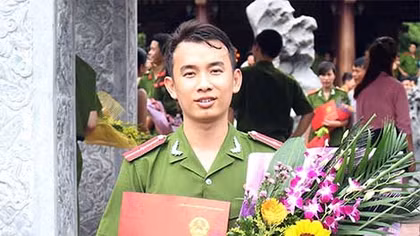  Trò chuyện với thủ khoa xuất sắc của Học viện Cảnh sát nhân dân 2016