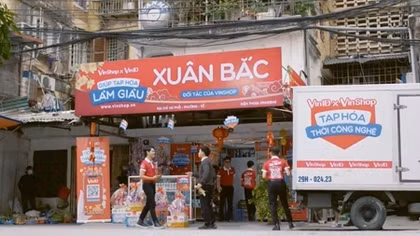Bí kíp nào để Xuân Bắc “lên đời” từ cửa hàng tạp hóa?