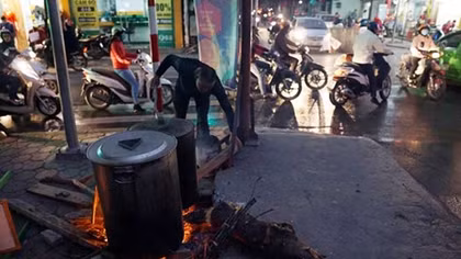 Người cũ ở xóm mới