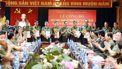Nhiều đột phá trong thực hiện “năm công tác cán bộ”