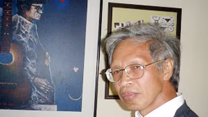 Nhà thơ Ngô Thế Oanh: Thản nhiên mà sống