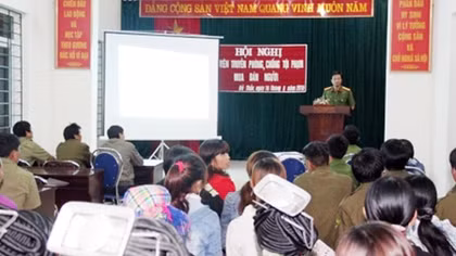 Phụ nữ và trẻ em vùng cao dễ bị lừa bán sang Trung Quốc