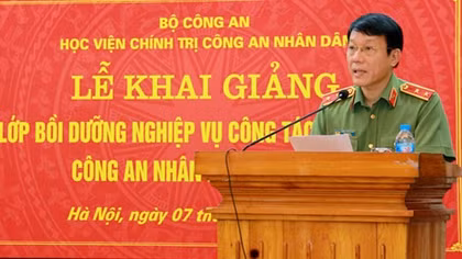 Khai giảng lớp bồi dưỡng nghiệp vụ công tác tham mưu CAND năm 2019
