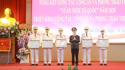 Nắm chắc tình hình, chỉ đạo giải quyết hiệu quả các vấn đề an ninh, trật tự