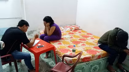 Nhộn nhịp mại dâm trá hình tại vùng quê miền Tây