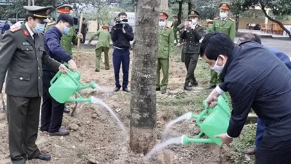 Công an Hà Tĩnh phát động Tết trồng cây xuân Tân Sửu 2021