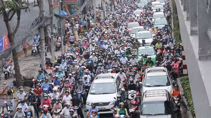 Thực hiện nếp sống văn minh đô thị bắt đầu từ văn hóa giao thông và không xả rác