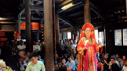Những người giữ gìn di sản