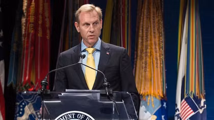Patrick Shanahan: Từ "quyền" sang chính thức