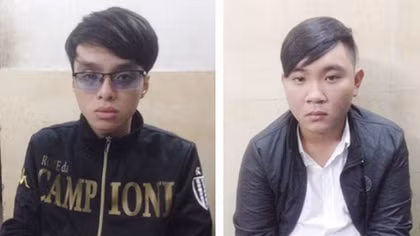 Bị bắt vì đem súng bút, dao đi đòi nợ