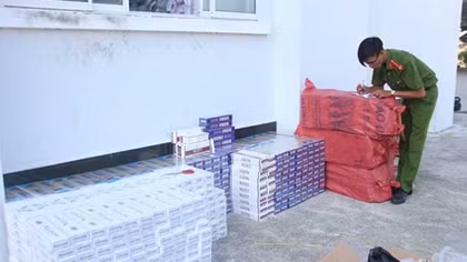 Phát hiện 8.500 bao thuốc lá ngoại vắng chủ