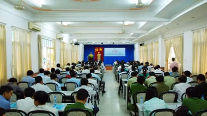Quyết liệt đẩy lùi vấn nạn thuốc lá nhập lậu tại các tỉnh biên giới Tây Nam