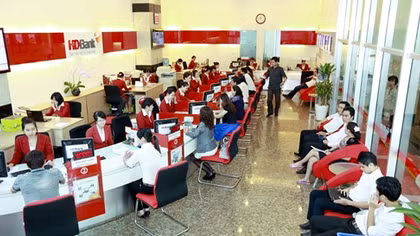 Vốn ngân hàng chảy mạnh vào sản xuất kinh doanh