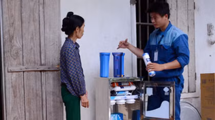 50 hộ gia đình, trường học khó khăn tại Nghệ An được nhận máy lọc nước miễn phí