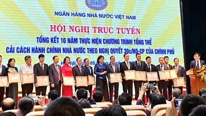 HDBank nhận bằng khen về thành tích xuất sắc trong cải cách hành chính
